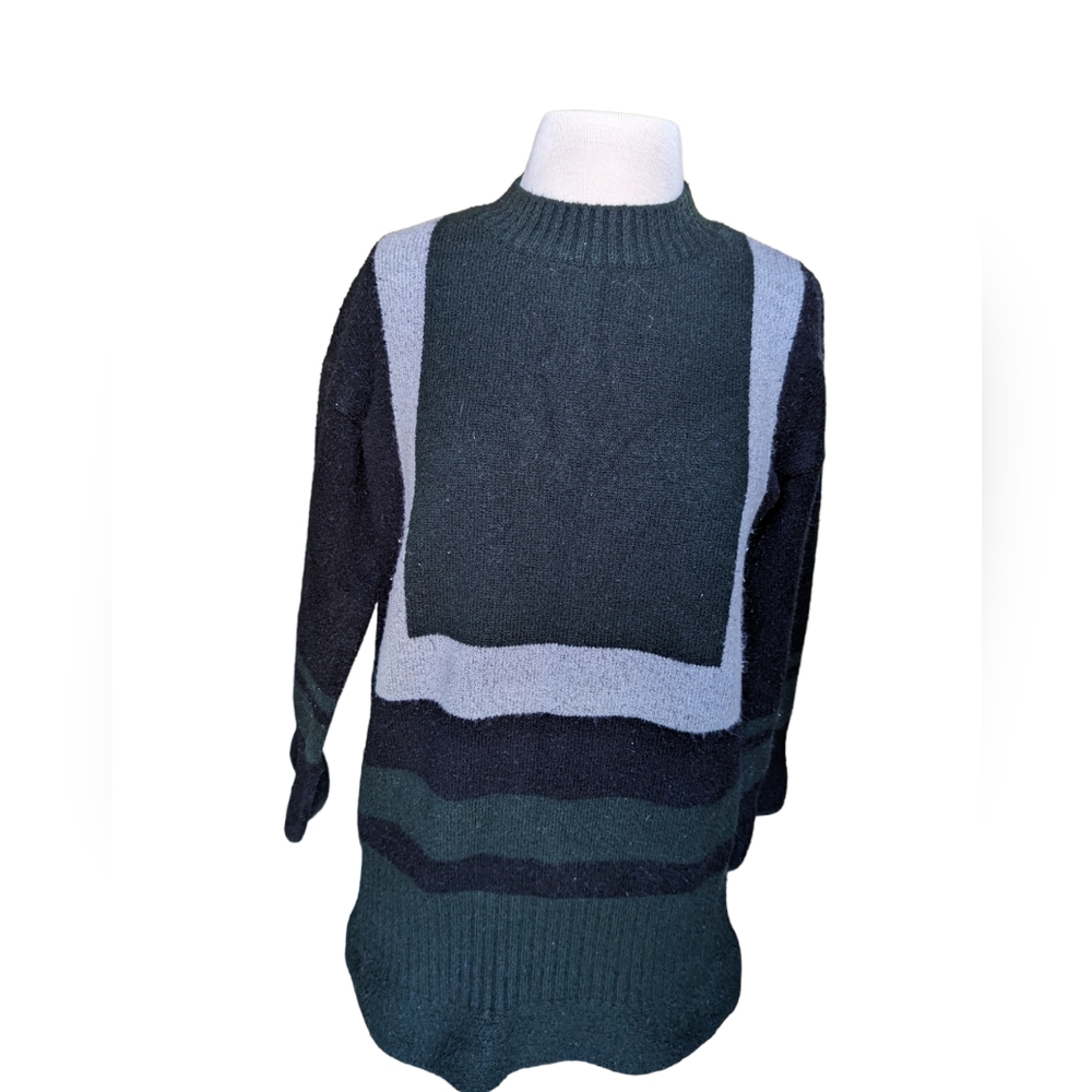 Women's sweater